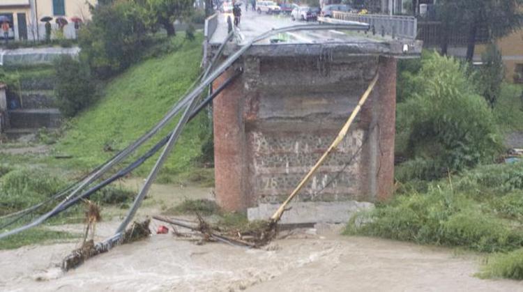 Maltempo: alluvione Lunigiana, via la ricostruzione del ponte di Stadano