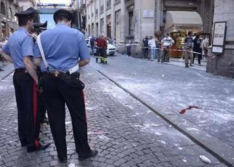 Napoli: 14enne ferito da caduta calcinacci, condizioni ancora gravi