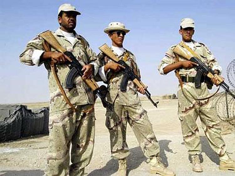 Iraq: esercito smentisce ritiro soldati da zona confine con A. Saudita