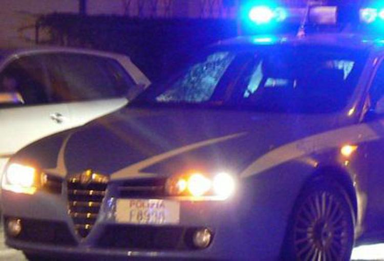 Bari: sventato tentato furto a sala Bingo, banditi lasciano sacchi con 25 mila euro