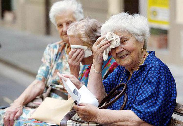 Caldo: Acli Roma, garantita assistenza ad anziani durante mesi estivi