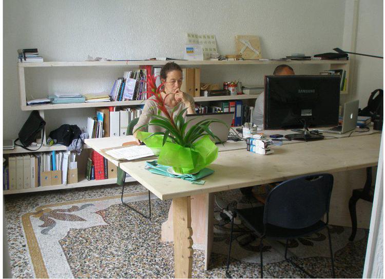 L'ufficio in coworking dell'Associazione Cosa a Savona