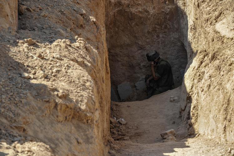 Uno dei tunnel scavati dai militanti di Hamas (Xinhua)