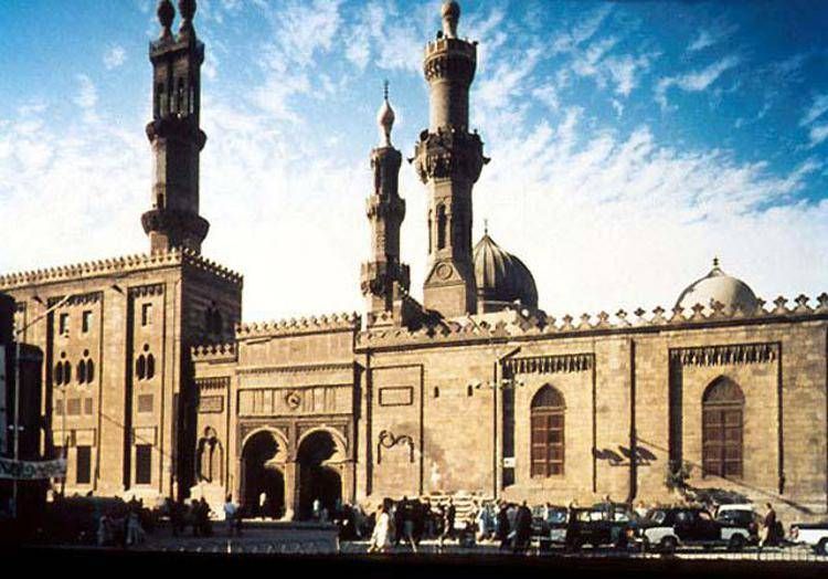 Francia: al-Azhar ai musulmani, ignorate vignette Charlie Hebdo