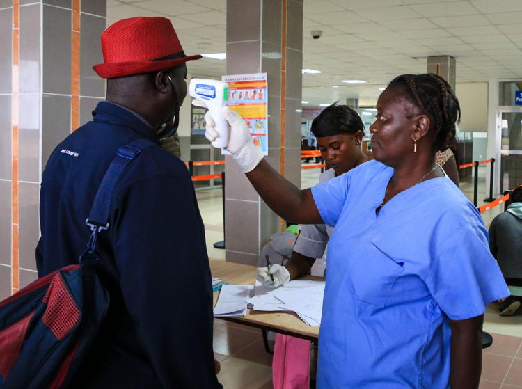 Ebola: epidemia in Congo, Msf invia esperti e materiale