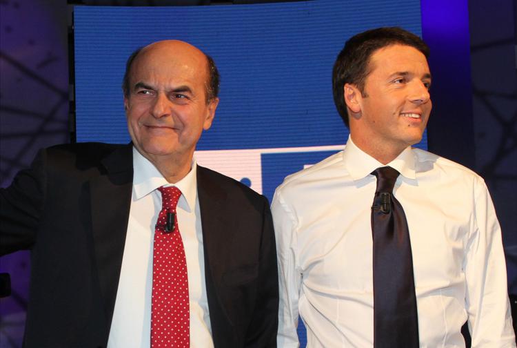 Pierluigi Bersani e Matteo Renzi (Infophoto) - INFOPOTO