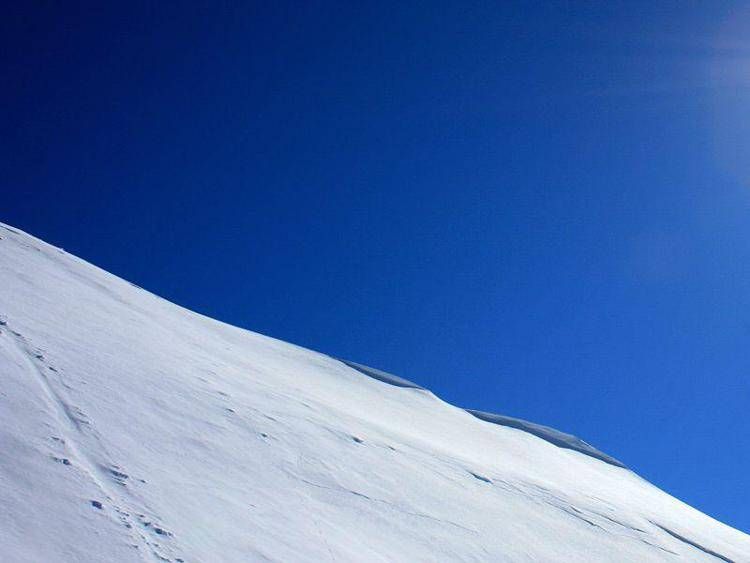 Clima: in Artico un nuovo pericolo, scienziati scoprono 'neve nera'