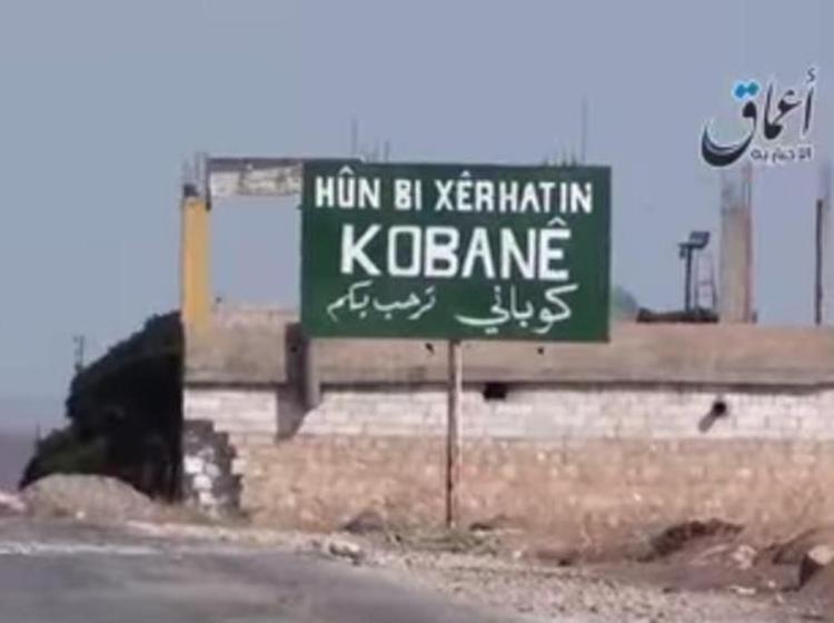 Infuria la battaglia a Kobane, uccisi nei raid della coalizione 40 combattenti