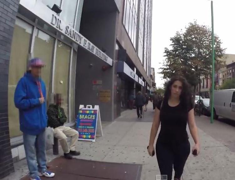 La passeggiata a New York diventa un incubo: ragazza molestata 108 volte in 10 ore