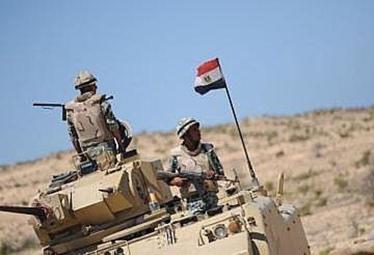 Soldati egiziani nel Nord del Sinai