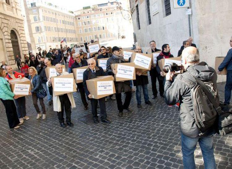 Scuola: Snals Confsal a Renzi, ascolti la voce dei lavoratori