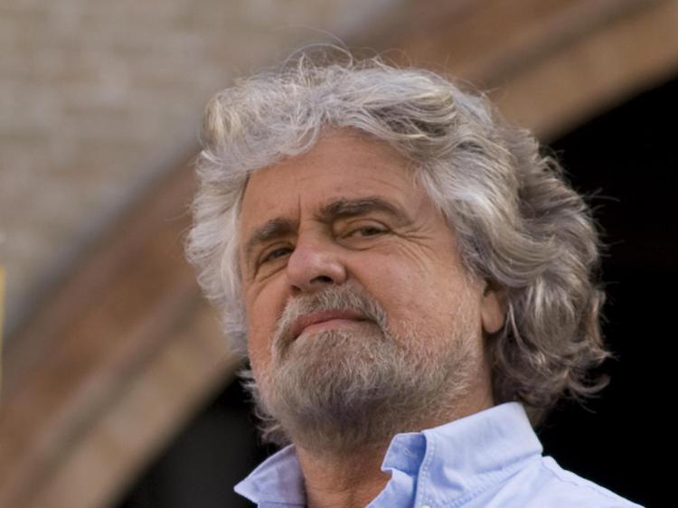 Per Beppe Grillo reddito di 147.531 euro, case in Francia e Svizzera