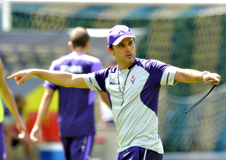 Il tecnico della Fiorentina, Vincenzo Montella (Foto: Infophoto) - INFOPHOTO
