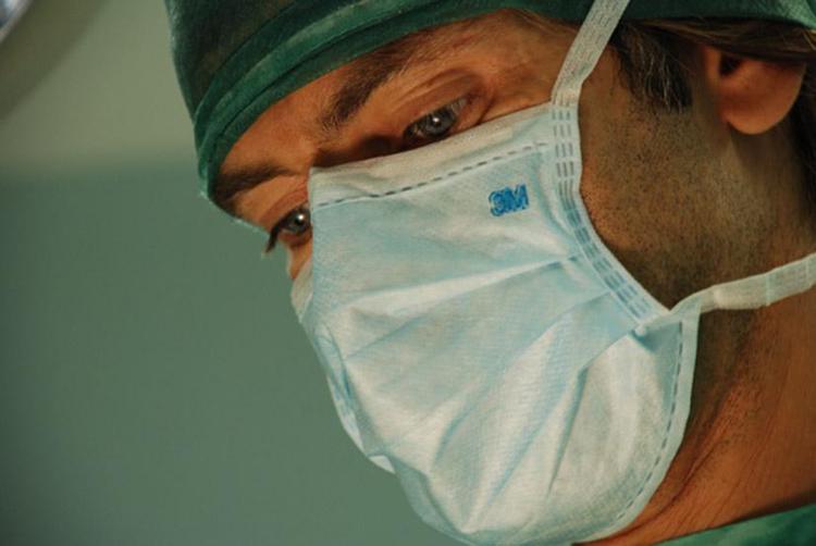 Accuse per l'80% dei chirurghi, la paura di una denuncia allontana dai casi a rischio