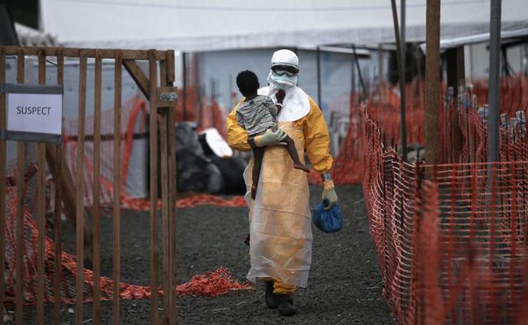 Ebola, l'appello di Amref: 