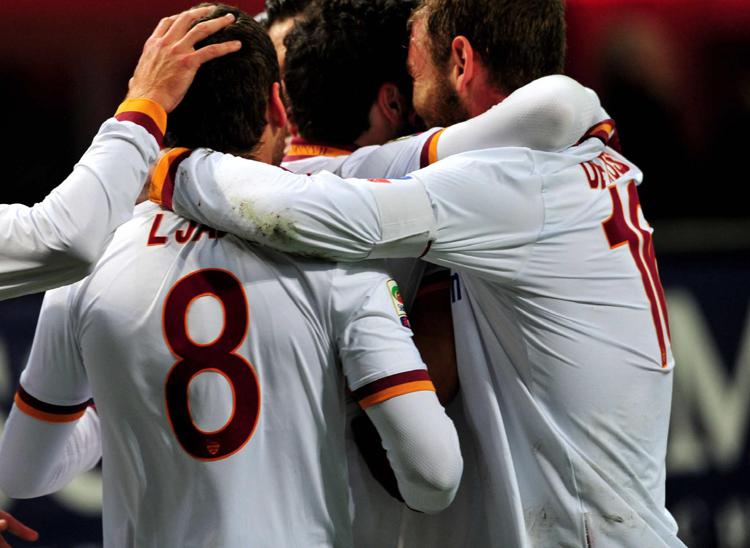 Esultanza dei giocatori della Roma dopo un gol (foto Infophoto) - INFOPHOTO