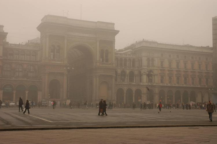 Meteo: Lombardia, banchi di nebbia in pianura, da giovedì tornano piogge