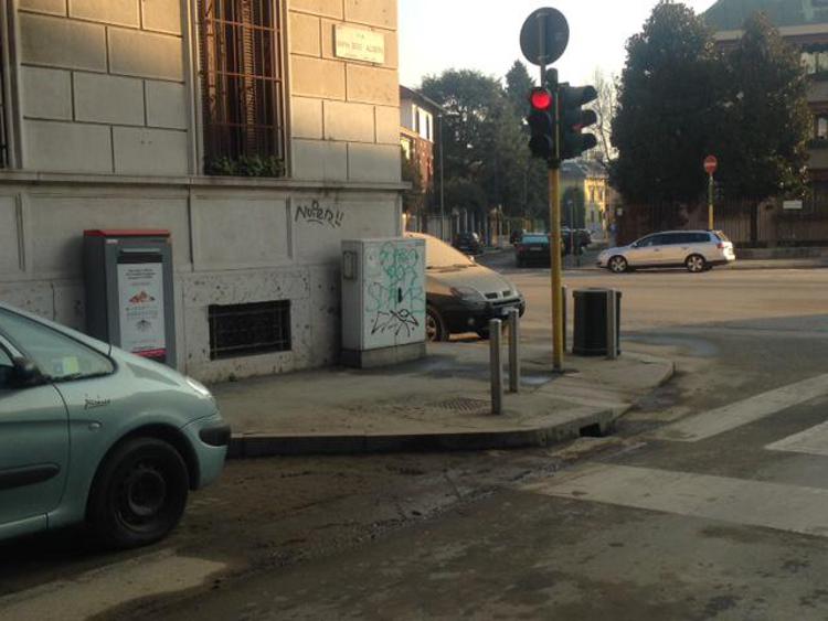 Maltempo: Sardone (Fi), a Milano c'è ancora fango dopo esondazioni