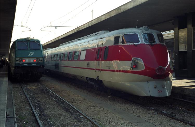 Ferrovie: senza biglietto aggredisce capotreno sul regionale Lecce-Foggia