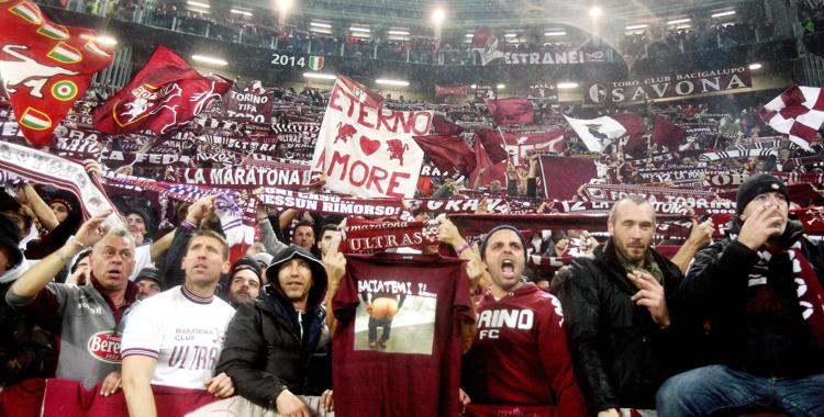 I tifosi del Torino (Infophoto) - INFOPHOTO