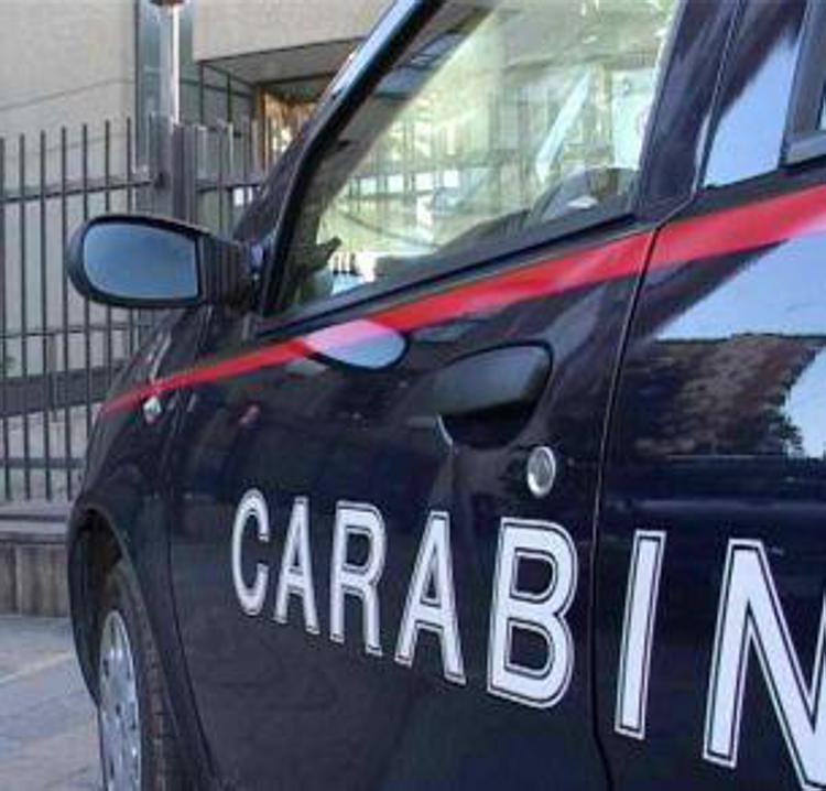 Droga: nove arresti a Roma, anche 4 carabinieri