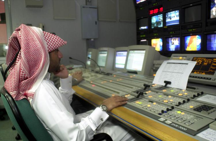 Media: parte domani al-Arab, tv che sfida colossi al-Jazeera e al-Arabiya