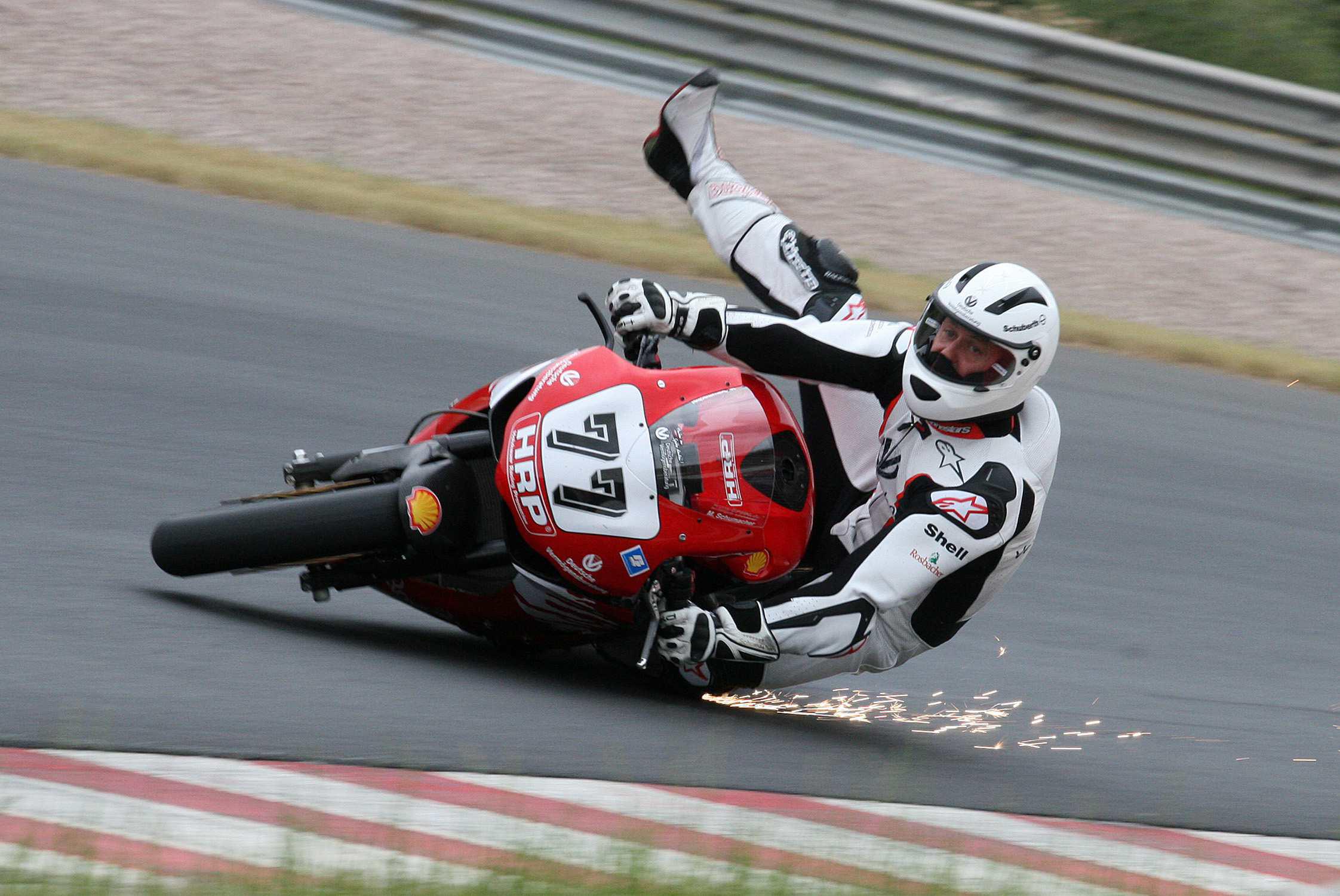 Incidente in moto nel 2008 senza conseguenze (Infophoto)