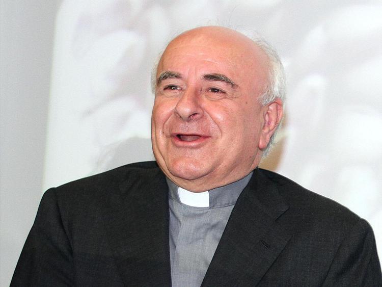 Monsignor Vincenzo Paglia, presidente del Pontificio Consiglio per la famiglia (foto Infophoto)
