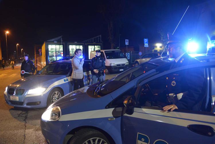 Firenze: la polizia arresta un rapinatore seriale di 'lucciole'