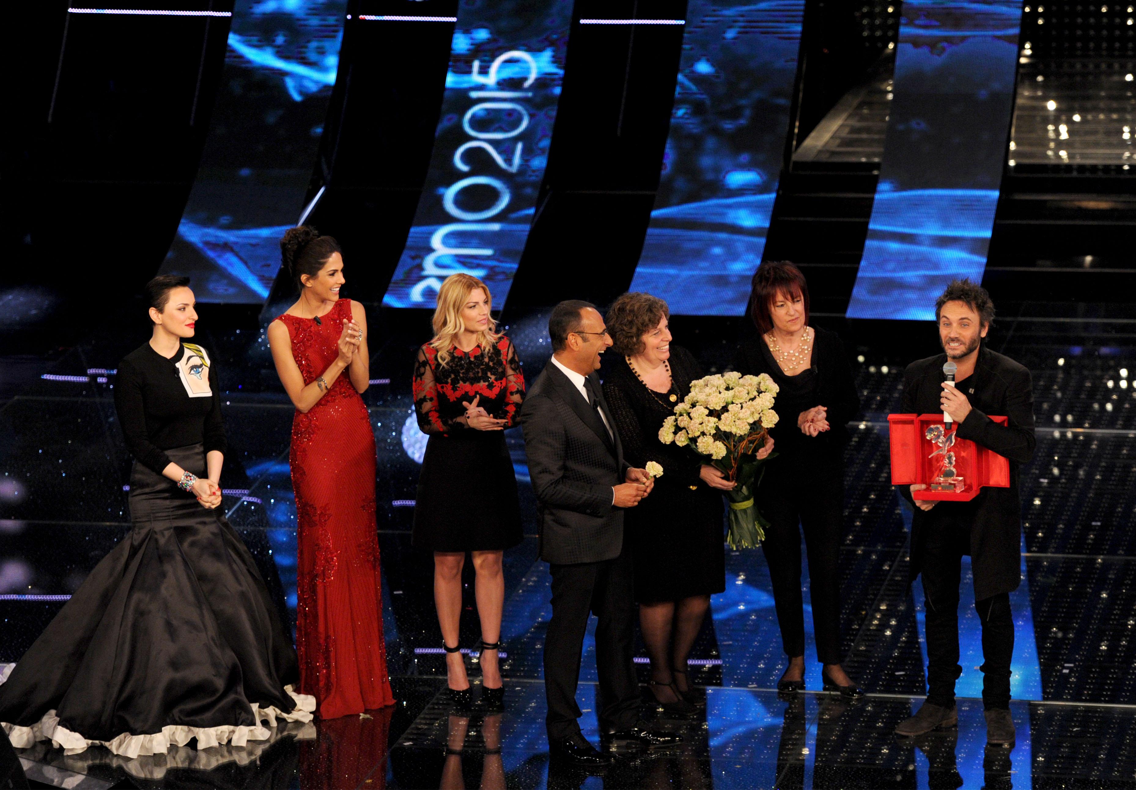 Sanremo 2015 Carlo Conti, Emma Marrone, Arisa, Rocio Morales e Nek, foto Infophoto 