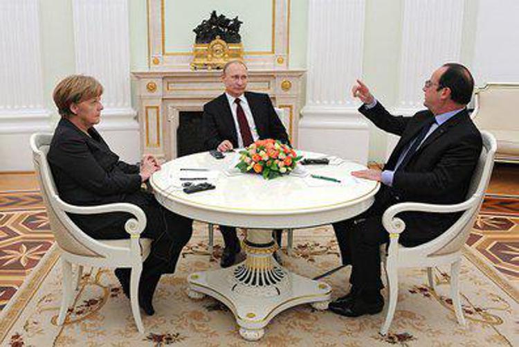 Merkel, Putin, Hollande (Foto dal sito del Cremlino)