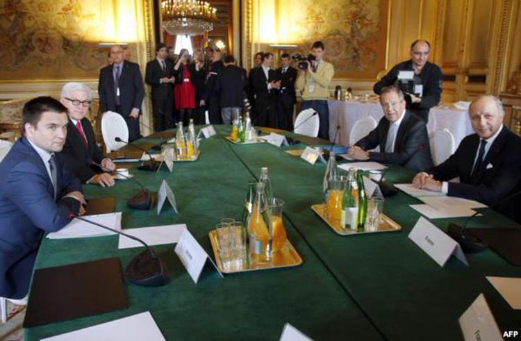 I ministri degli esteri dei paesi del formato Normandia oggi a Parigi - (foto Ambasciata Kiev a Parigi)