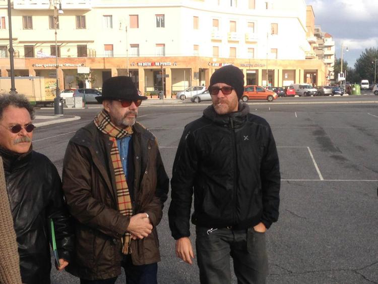 Sopralluogo a Ostia di Davide Caligari e Valerio  Mastandrea per le riprese di 'Non essere cattivo'