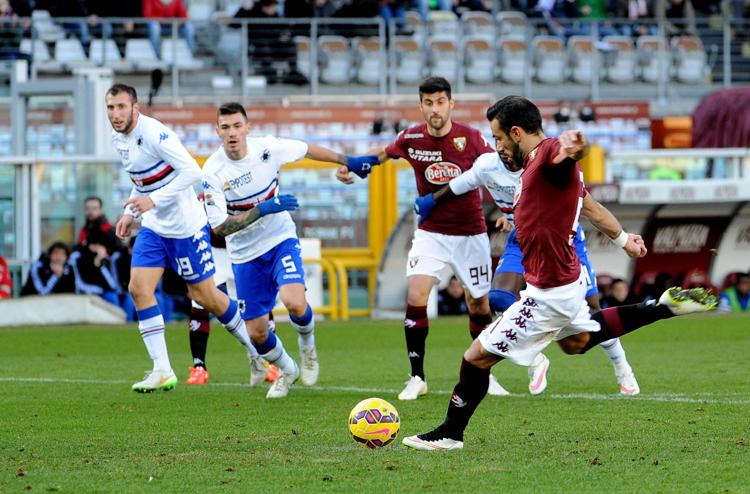 Fabio Quagliarella, attaccante del Torino, sigla il 2-0 su riogore contro la Samp (Foto Infophoto) - INFOPHOTO