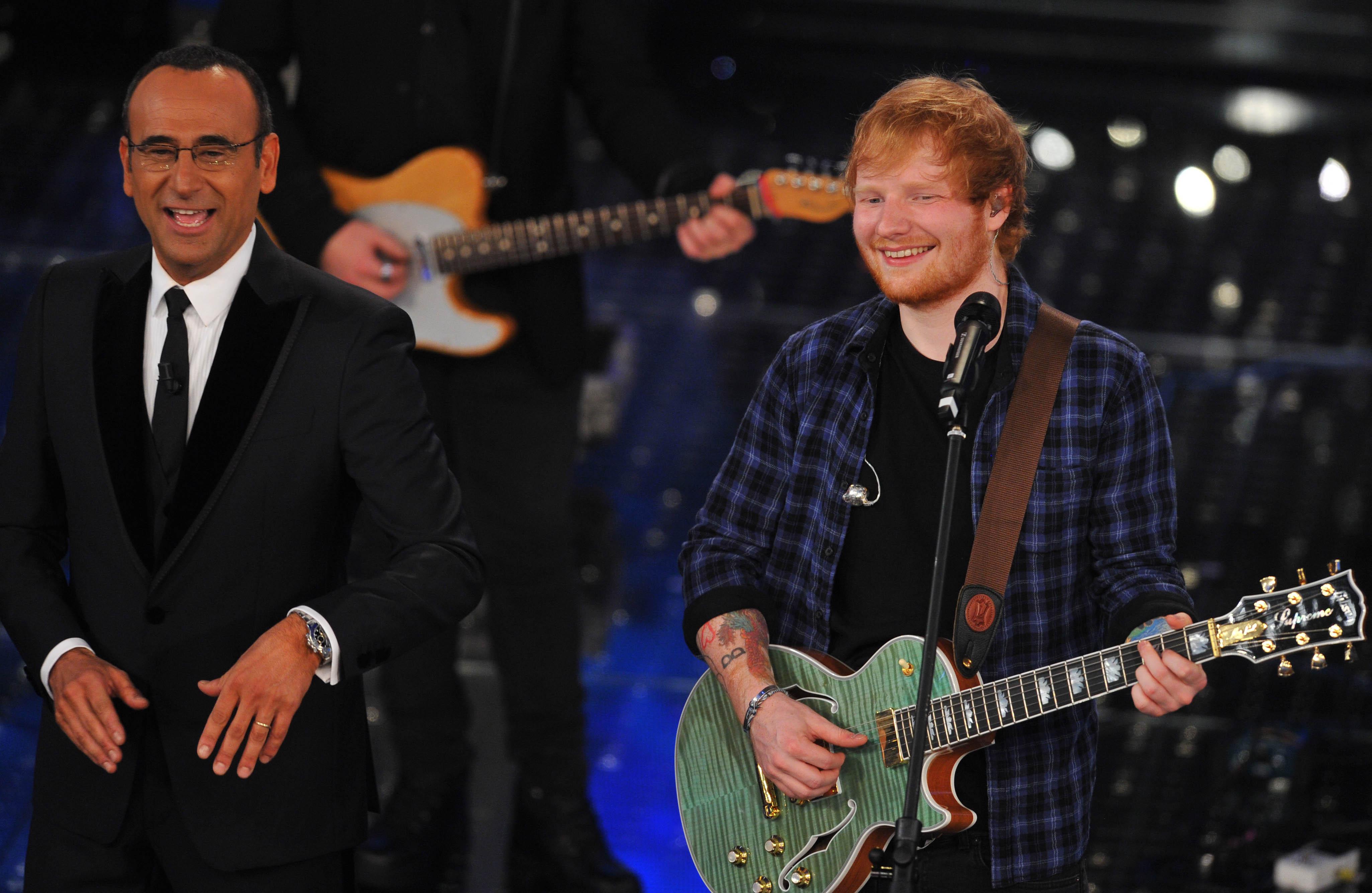 Sanremo 2015 Carlo Conti con Ed Sheeran, foto Infophoto 
