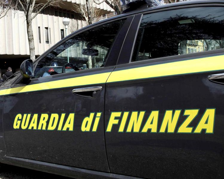 Fisco: frode da 3 mln, arrestata famiglia imprenditori monzese