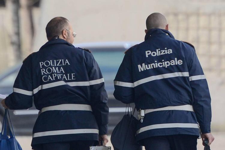 Incidenti: 18enne morto a Roma, si ascoltano testimoni
