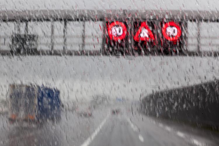 Heavy rain while driving on the Autobahn in Germany on 7 May 2014. - Infophoto - INFOPHOTO