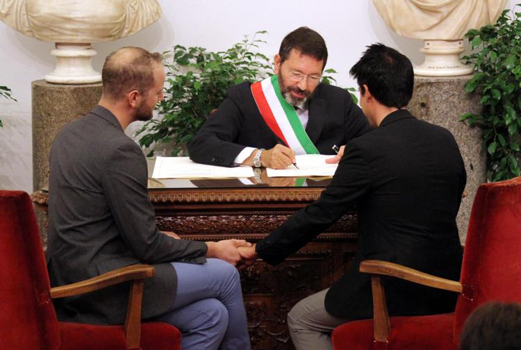 Trascrizione di un matrimonio  gay celebrato all'estero da parte dei sindaco di Roma Ignazio Marino (Infophoto) - INFOPHOTO