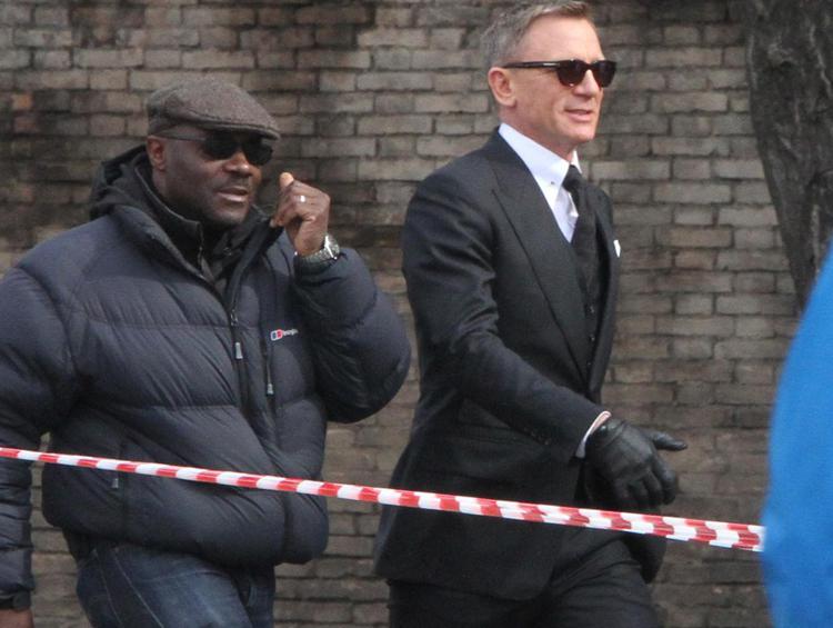 Daniel Craig durante le riprese romane di 'Spectre' (foto Infophoto) - INFOPHOTO