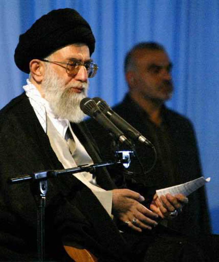 Iran: Khamenei a negoziatori su nucleare, attenzione a inganni Occidente