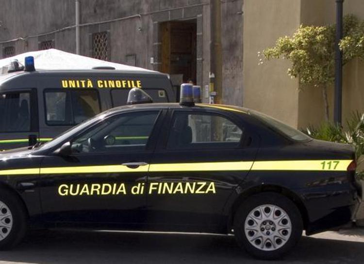 Sanremo: mazzette per pratiche più veloci, denunciato dipendente Comune
