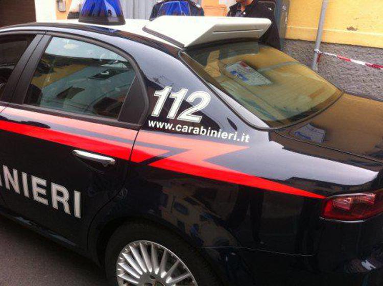 Roma: picchia moglie e figlia, arrestato 57enne a Trastevere