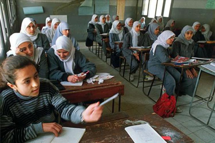 Mo: analfabeta il 42% delle ragazze, record negativo in Iraq con il 77%
