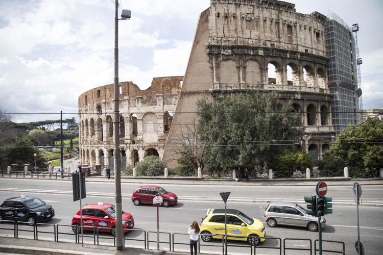 Renault: lancia la Twingo con 'prova volante', 100 auto nel weekend a Roma