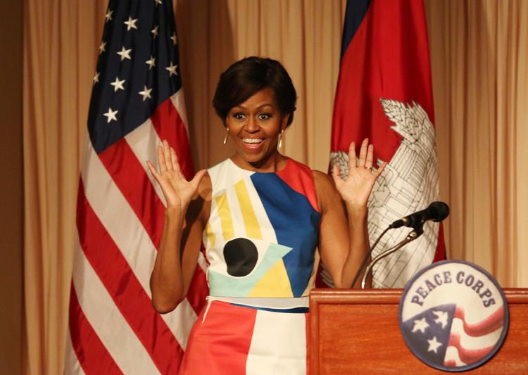 Michelle Obama    in Cambogia (Foto Infophoto) 