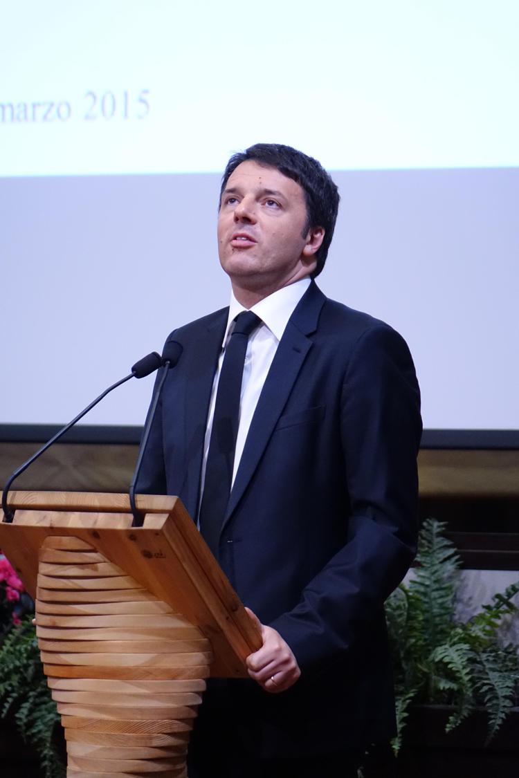 World under threat from terrorism Renzi warns