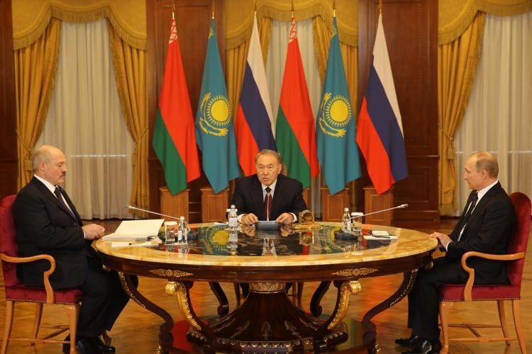 Lukashenko, Nazarbayev e Putin ad Astana - (foto Xinhua)