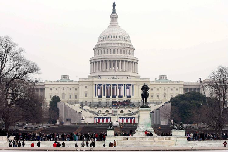 Usa: spari al Campidoglio a Washington