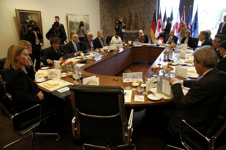Pranzo di lavoro dei ministri degli Esteri del G7 a Lubecca.  - (foto AFP)